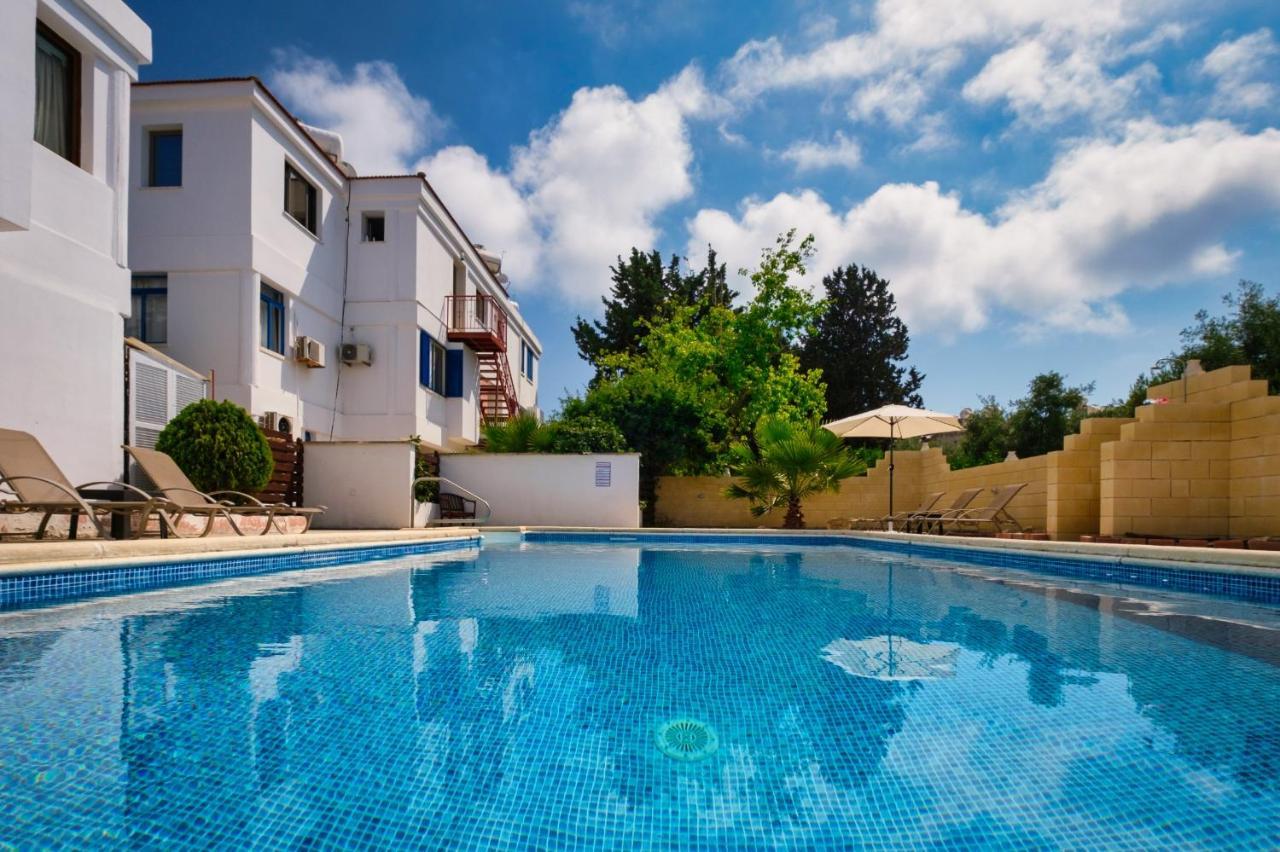 Townhouse By The Sea Pirate Harbor Apartment Paphos Exterior foto