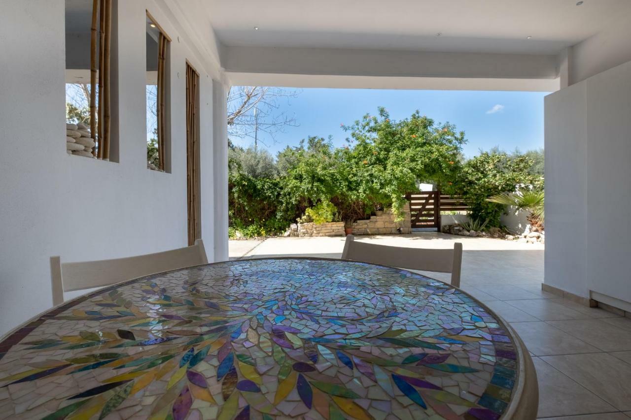 Townhouse By The Sea Pirate Harbor Apartment Paphos Exterior foto